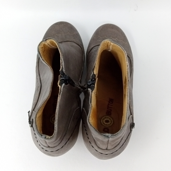 GOLD BUTTON Gray Leather Wingtip detail Heeled Boots, Women's Size EU 37 - Picture 9 of 12